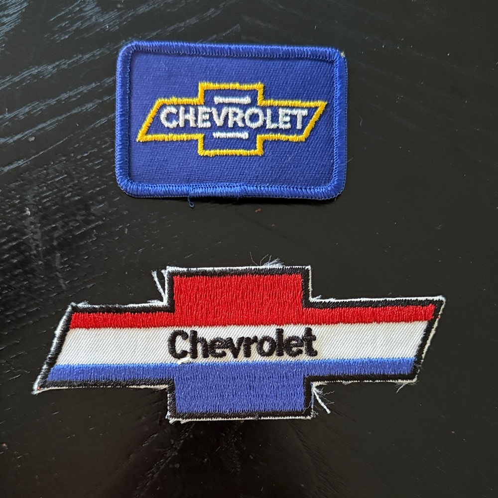 🚙Chevrolet Blue and Red Embroidered Patches